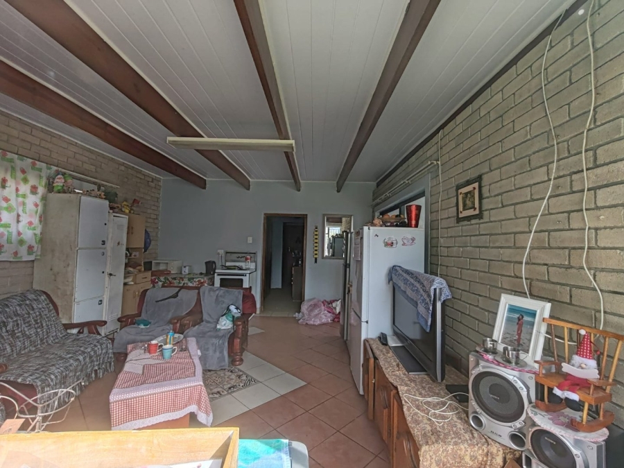 5 Bedroom Property for Sale in Hartenbos Central Western Cape